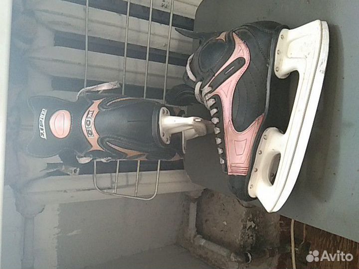 Хоккейные коньки ссм 46р