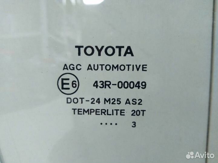 Стекло двери передней правой Toyota Auris E180 201