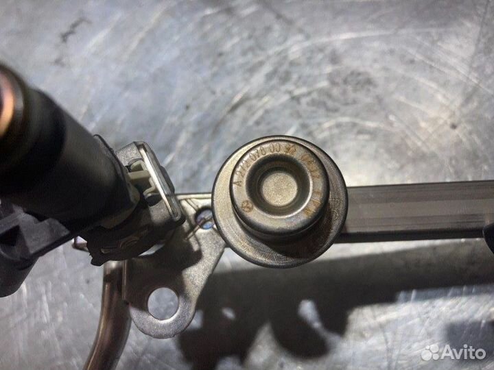 Топливная рампа Mercedes Slk R171 M272 3.5I 2007