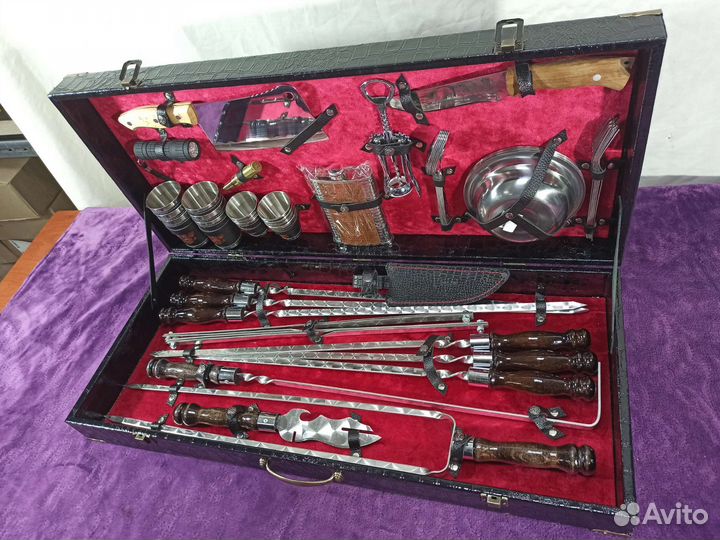 Шашлычные наборы в кейсах подарочных