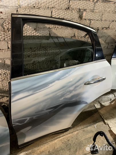Дверь задняя левая Infiniti fx30 fx37 qx70 s51