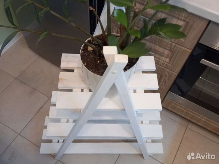 Подставка для цветов напольная деревянная