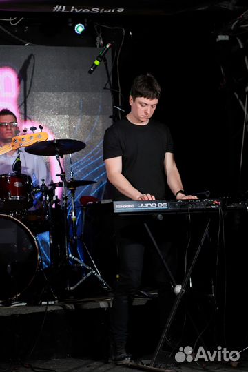 Уроки игры на фортепиано Школа музыки Music Club