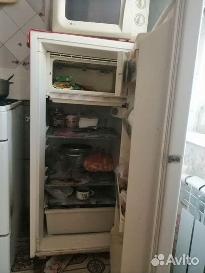 Холодильник на запчасти