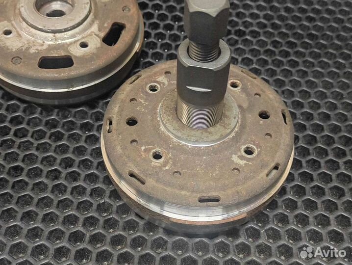 Съёмник генератора Honda Dio