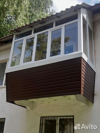 Установка пластиковых балконов