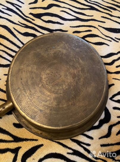Сковорода из латуни