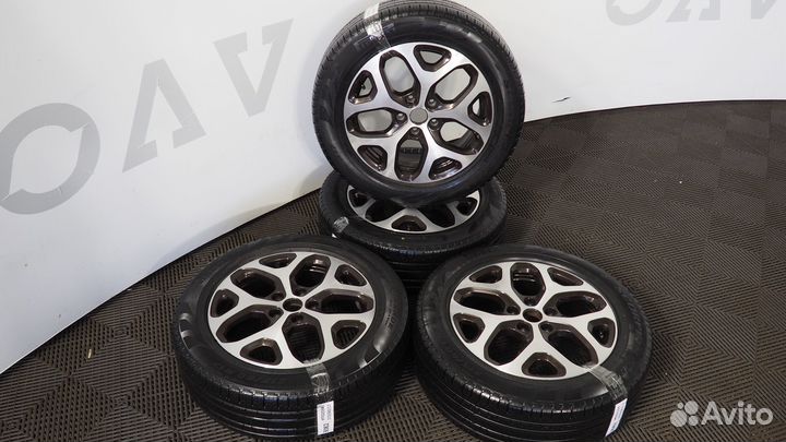 Комплект колёс Renault оригинал R 17