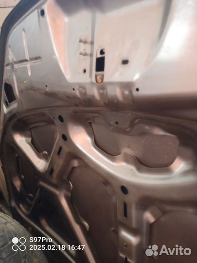 Капот Гранта