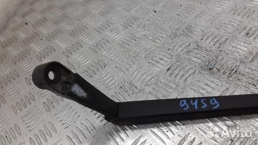 Щеткодержатель лобового стекла hyundai getz TB (94