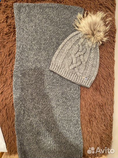 Комплект шапка и шарф