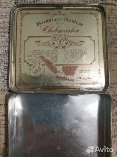 Коробочка от сигар,папиросная бумага,спички