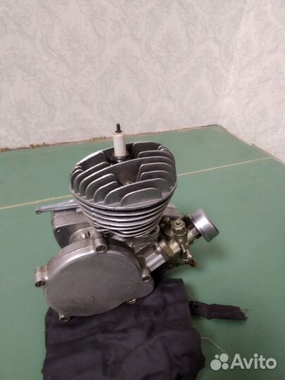 Двигатель д6