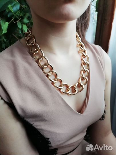 Крупное колье цепь