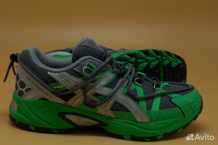 Asics Kahana TR V2 green