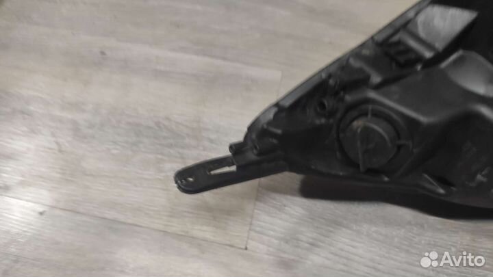 Фара правая опель инсигния