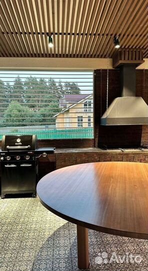 Стол на кухню. Мебель