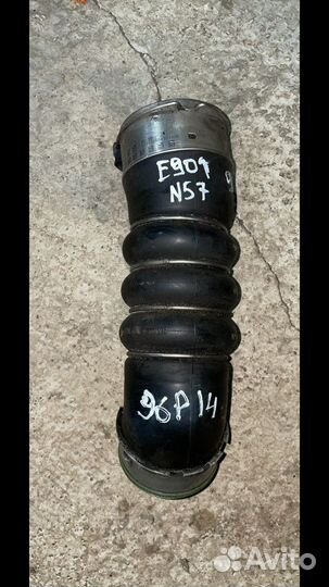 Патрубок интеркулера правый BMW 3 7800142