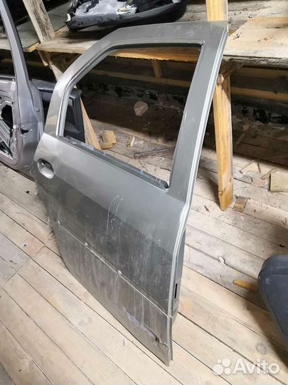 Дверь задняя правая Renault logan 1