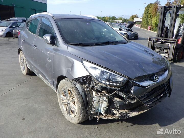 Сабвуфер hyundai IX35 1