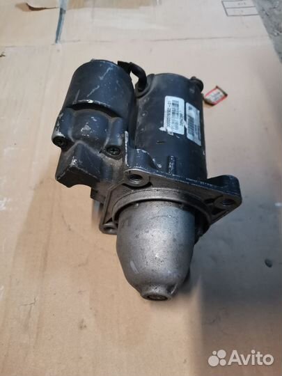 0001107043 bosch Стартер ford focus III (2011)