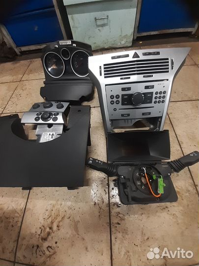 Детали Оpel Astra H разбор