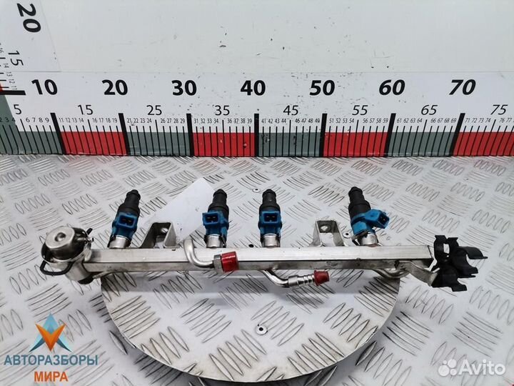 Форсунка Audi A4 B5 1998 06B133551L