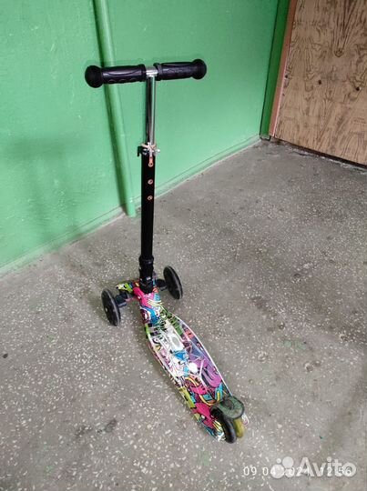 Самокат детский трехколесный