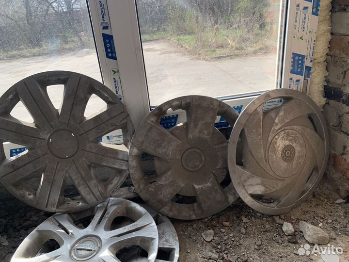 Колпаки разные