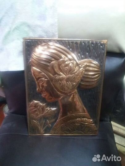 Картина из чеканки