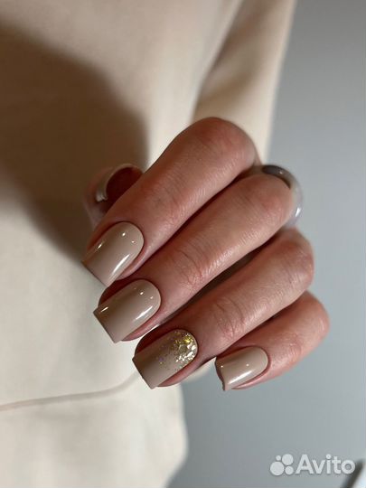 Маникюр и педикюр