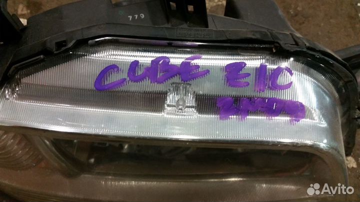 Фары на Nissan cube