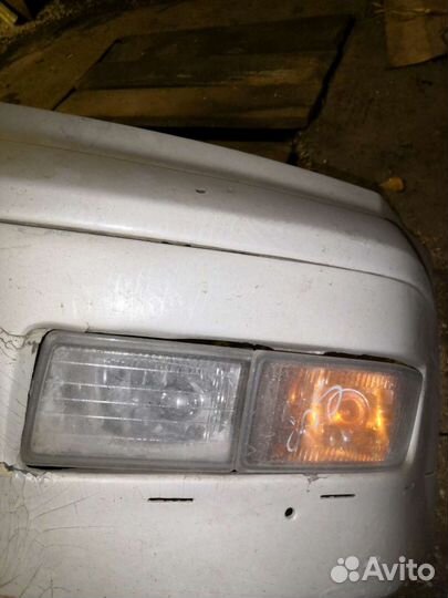 Противотуманки, поворотники. Mitsubishi s. Грандис