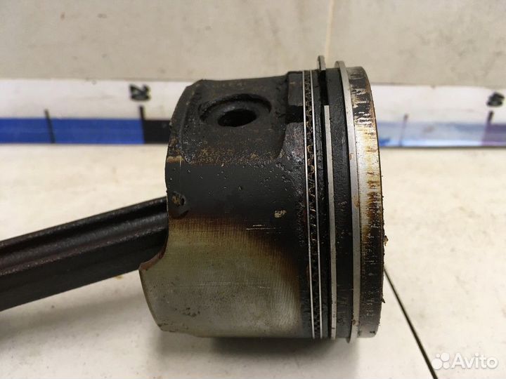 Поршень с шатуном Logan 2005-2014