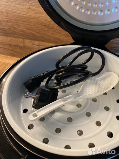 Мультиварка Supra MCS-5371