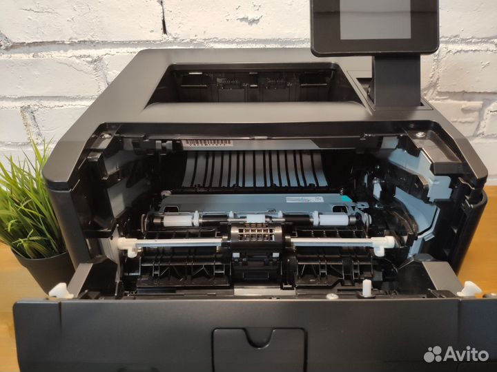 Лазерный принтер HP LJ Pro400 M401dw W-Fi