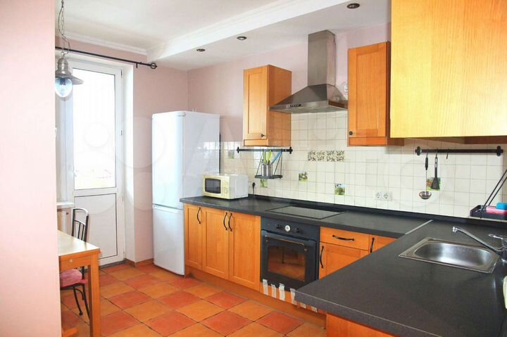 1-к. квартира, 58 м², 10/16 эт.