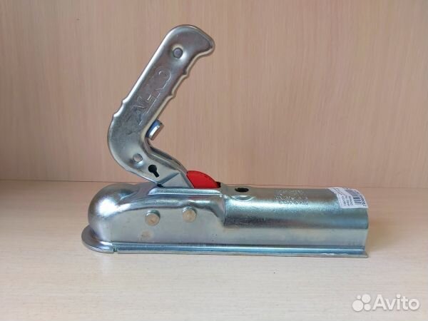 Замковое устройство прицепа d50 750/75 кг ак 7 P