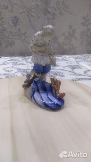 Фарфоровая статуэтка СССР Старик и золотая рыбка