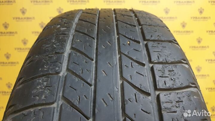 Goodyear Wrangler HP All Weather 235/65 R17 104H