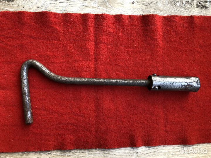 Крюк стальной для гаражных дверей, 28 см