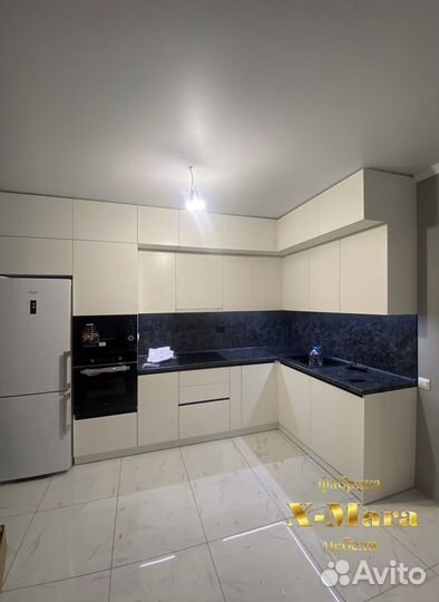 Кухонный гарнитур новый