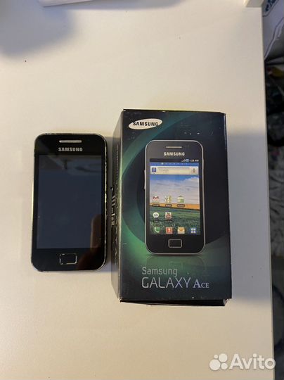 Телефон Samsung