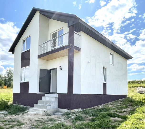 Коттедж 151 м² на участке 10 сот.