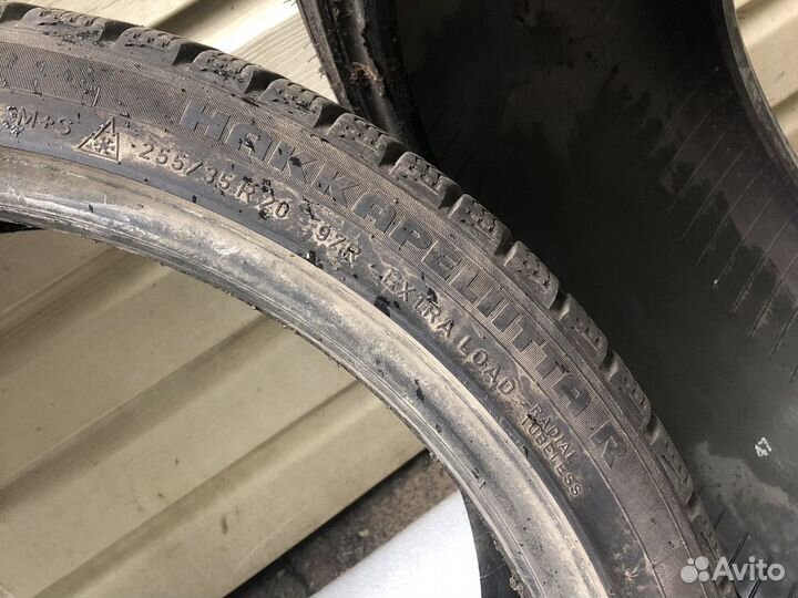 Nokian Tyres Hakkapeliitta R 255/35 R20 97R