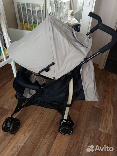 Коляска трость новая