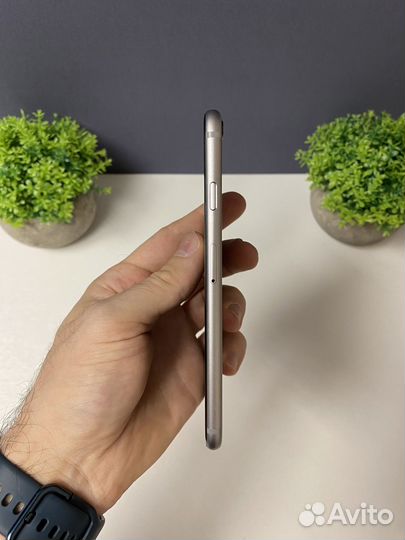 iPhone 6S, 64 ГБ