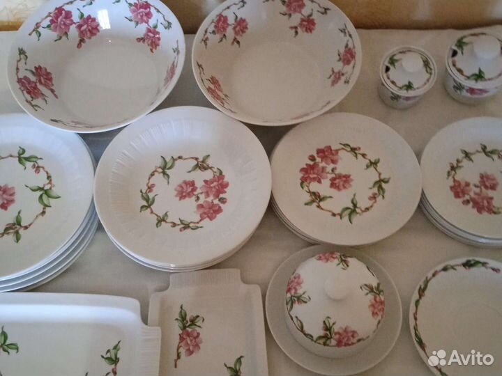 Столовый сервиз на 6 персон новый