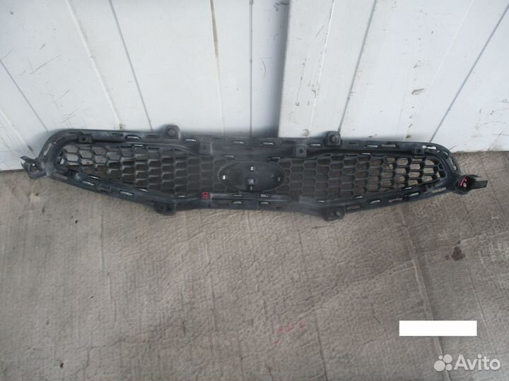 Решетка радиатора Kia Picanto 2011-2015