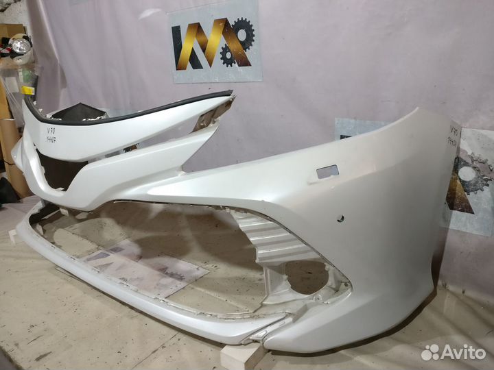 Тойота Камри V70 2018- Бампер передни в цвет 14407